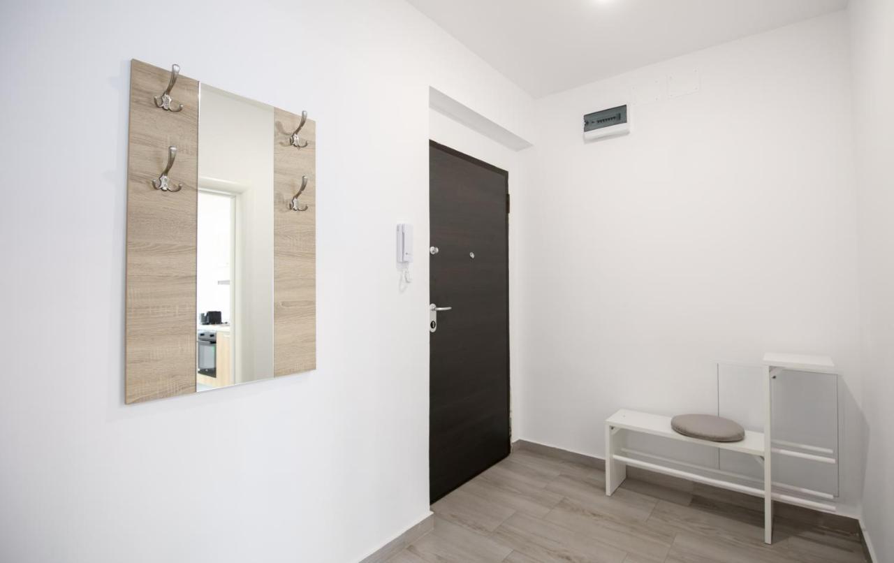 Vitan Central Oasis - Moon --Free Parking--Self Check-In-- Bukares Bagian luar foto
