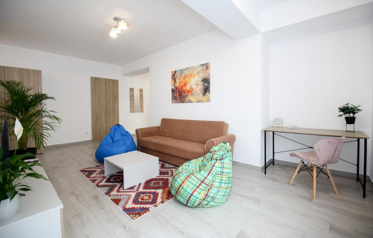 Vitan Central Oasis - Moon --Free Parking--Self Check-In-- Bukares Bagian luar foto